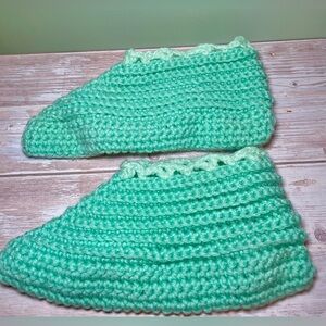 Handmade Crochet Slippers Mint Green Scalloped‎ Edge Cozy Indoor House Shoes M